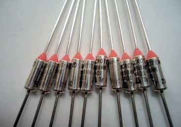 250V 2A 130C Stromkreis Abschalttemperatur Thermosicherung 10Pcs ...